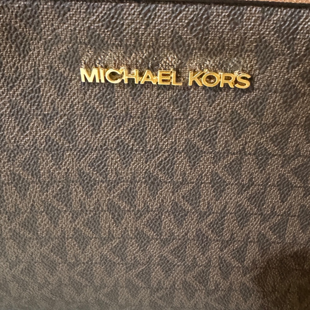 Michael Kors Jet Set Large Printed Logo Crossbody Bag Brown - Picture 6 of 9